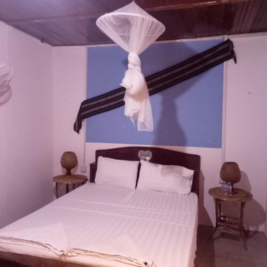 Nomad Guesthouse Kratie Exterior photo